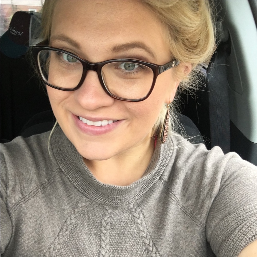 Meet your Posher, Brittany